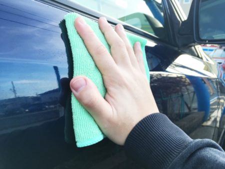 車を雨や汚れから守りたい 車を襲う頑固な汚れと落とし方とは